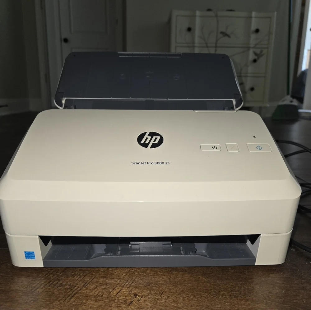 HP ScanJet Pro 3000 s3 Gray and White Scanner